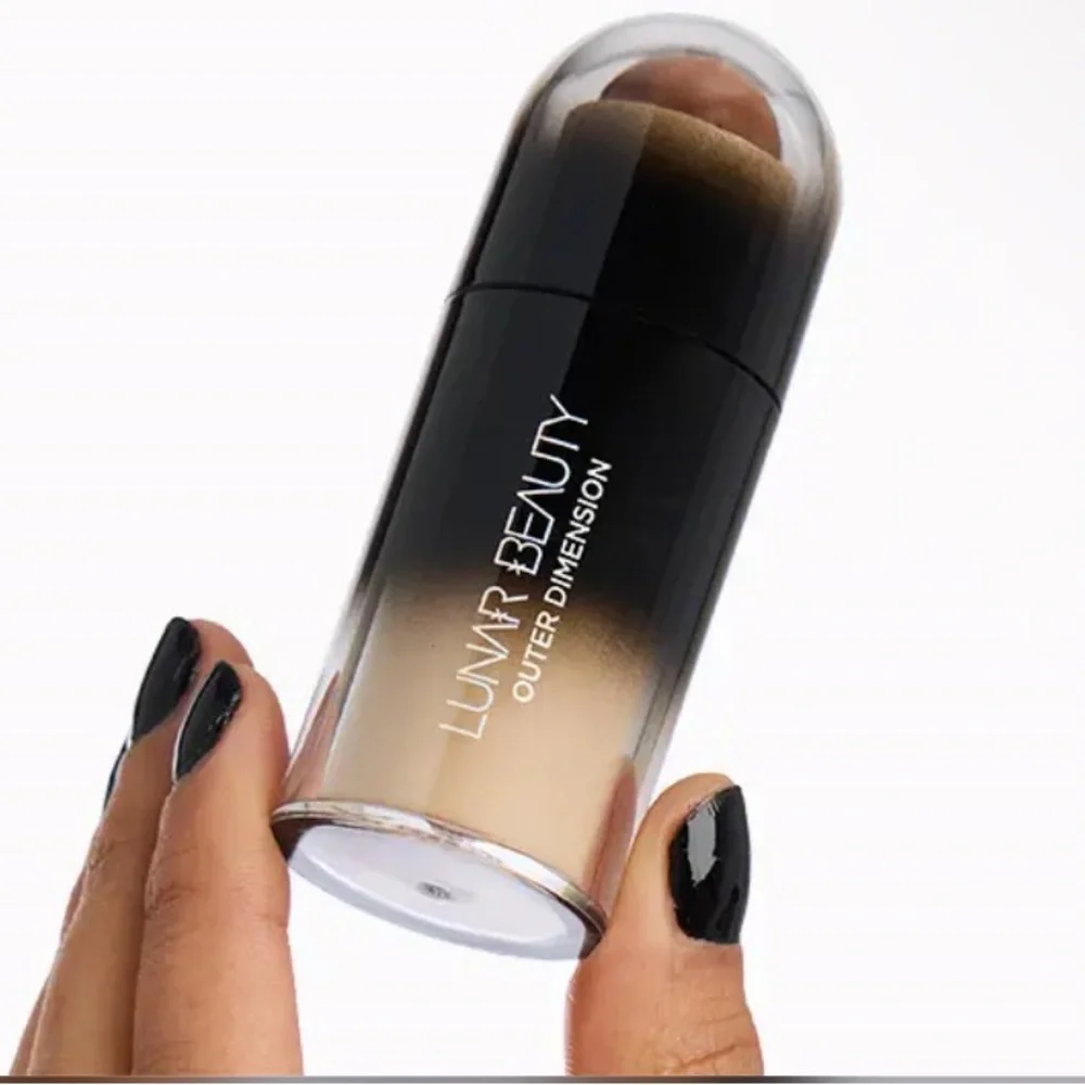 Lunar Beauty Contour Stick in Brown